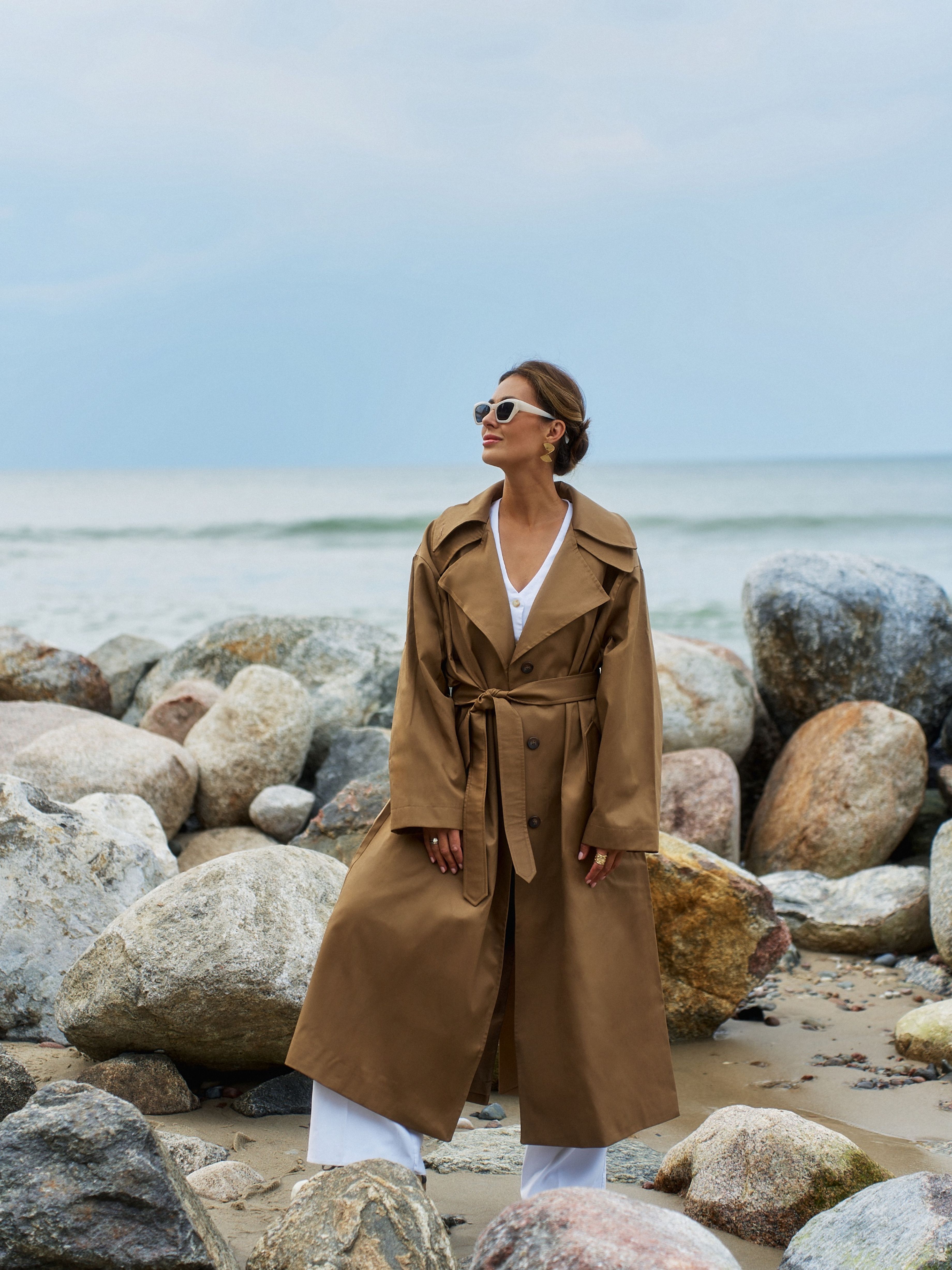 Тренч карамельный с двойным воротником