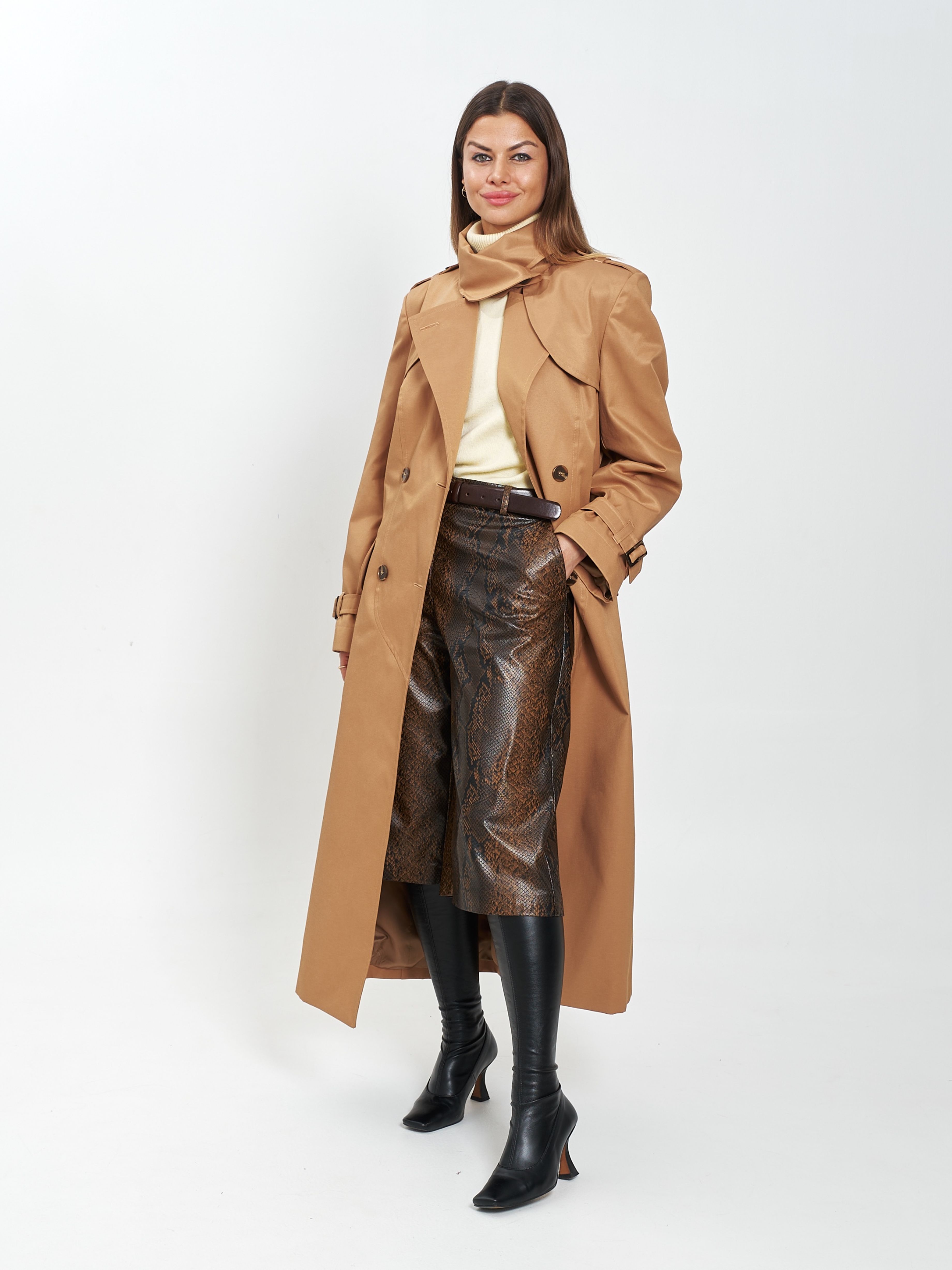 trench_karamel_plech